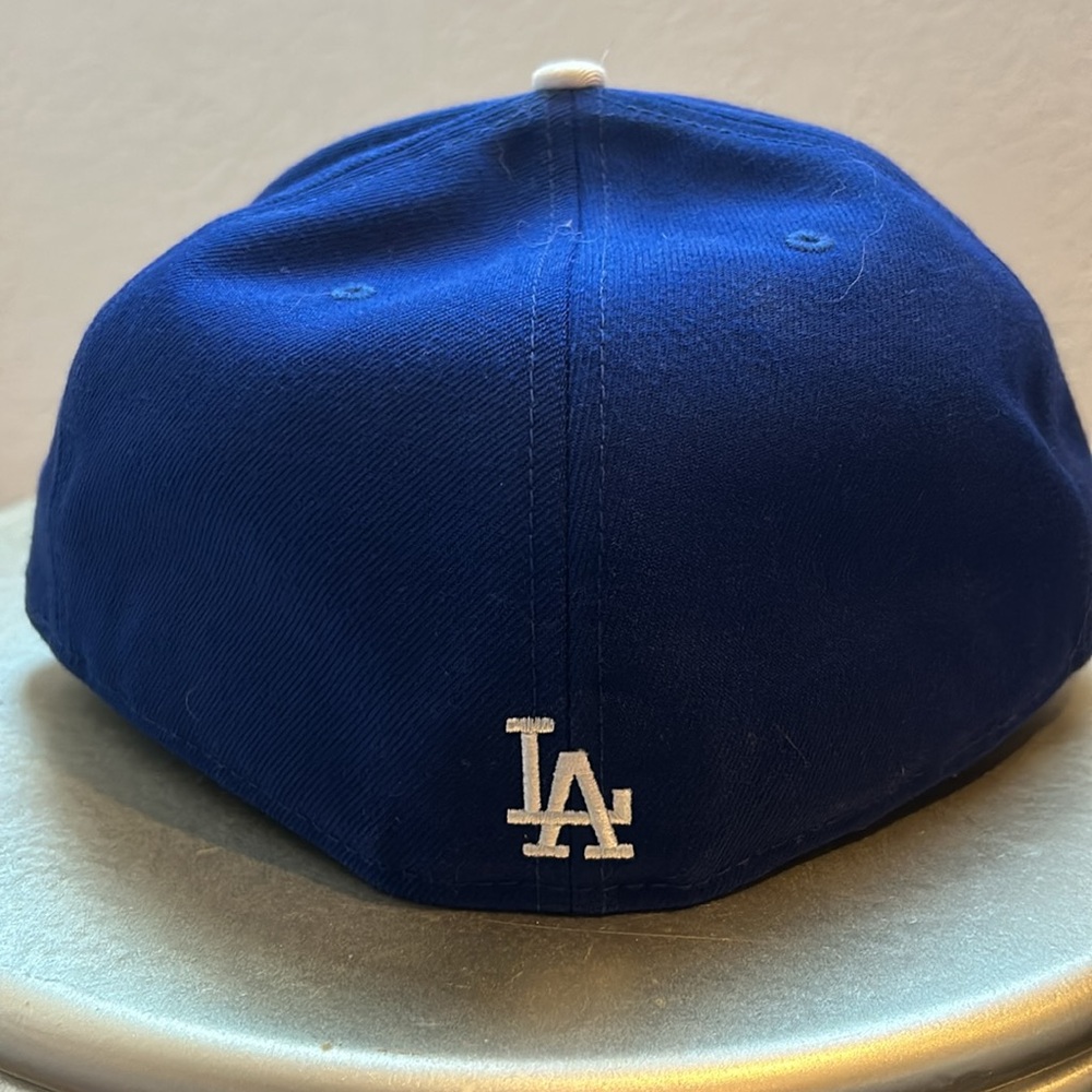 BORN X RAISED LA blue New Era hat size 8 - Picture 5 of 7